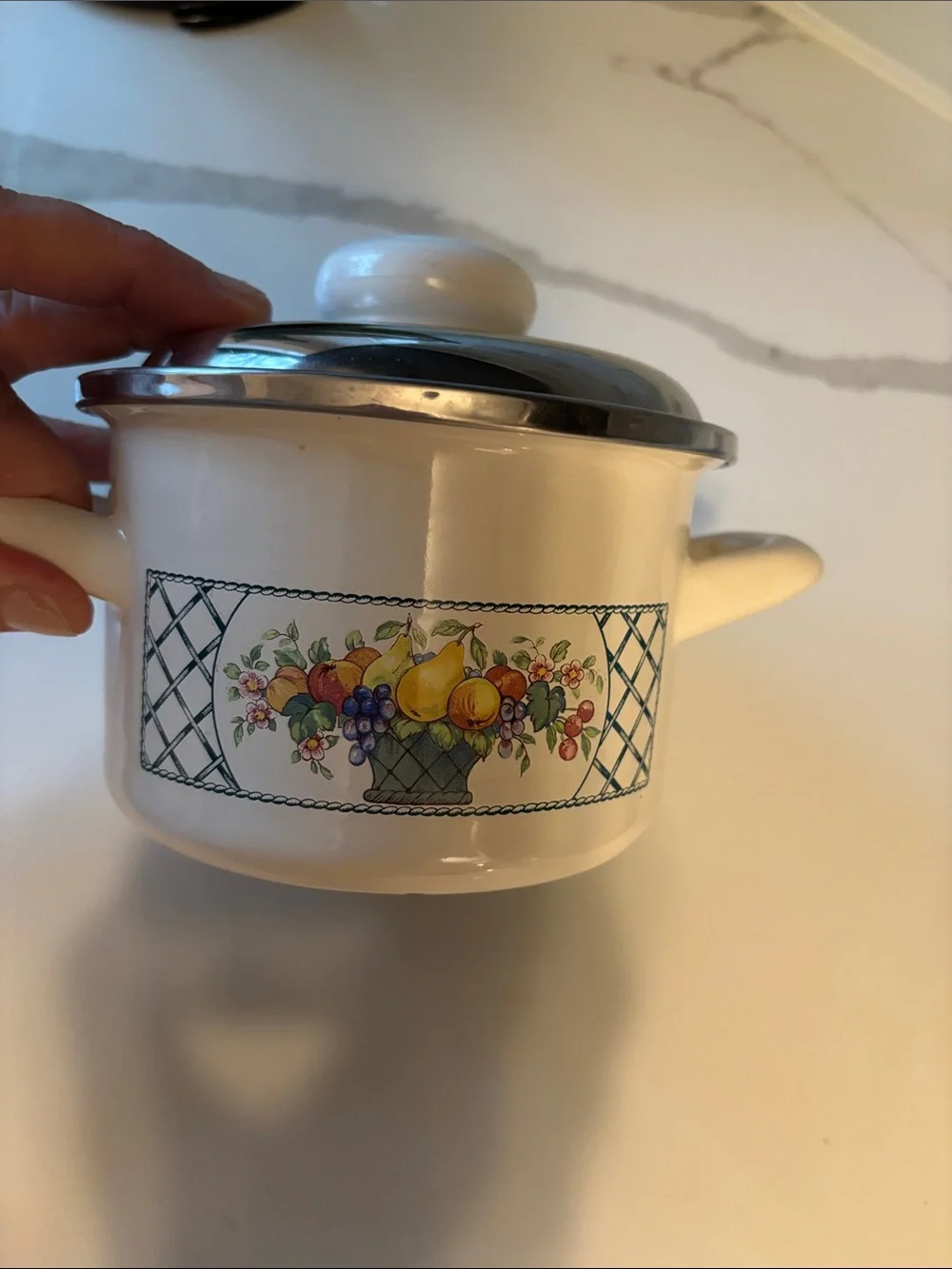 Vintage Villery & Boch basket enamel pot with lid, Germany